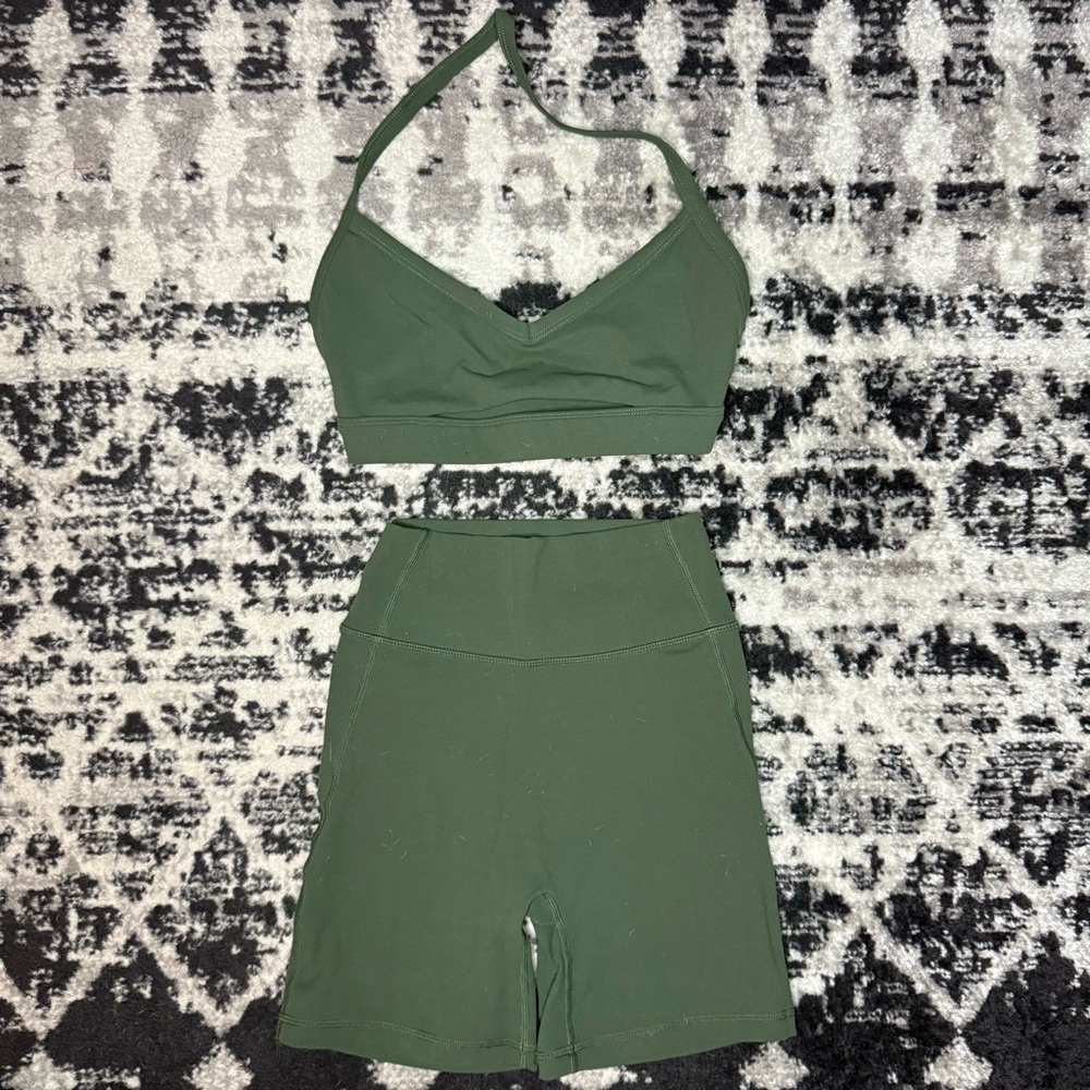 Cara Loren Workout set